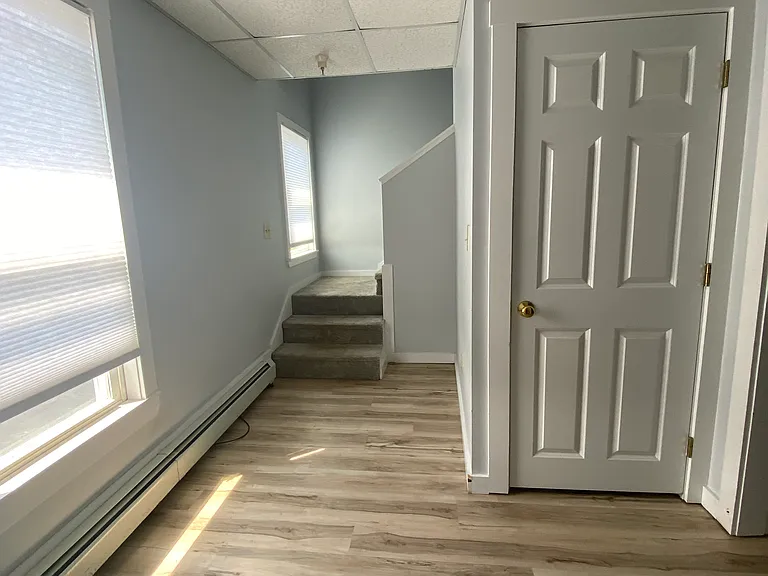 12 Main St #1 — Photo 18