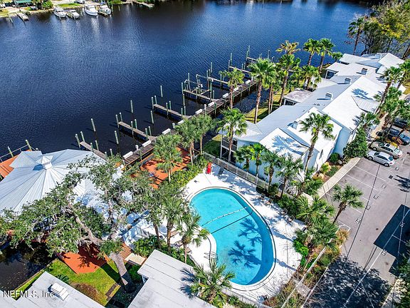 2nd image of 3434 BLANDING Boulevard #123