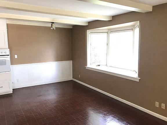 5th image of 1024 Lincoln Ave