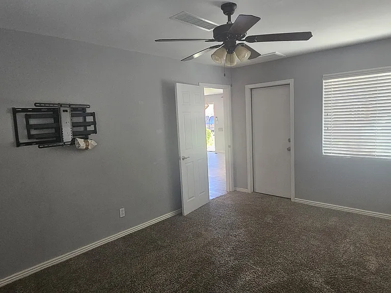 7426 E Holly St — Photo 13
