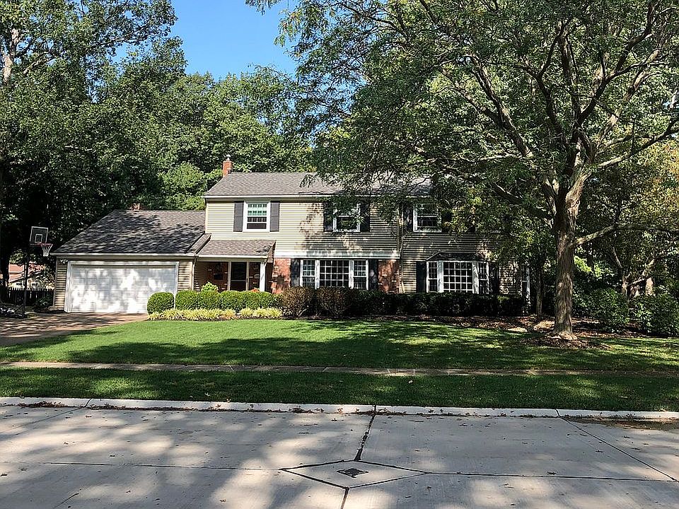 1st image of 31628 Newbury Dr