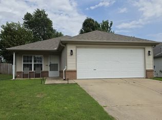 905 SW Krug Rd, Bentonville, AR 72712