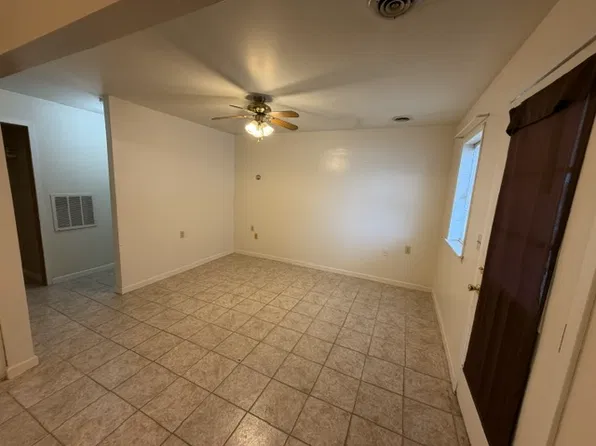208 Washington St #9, Republic, OH 44867