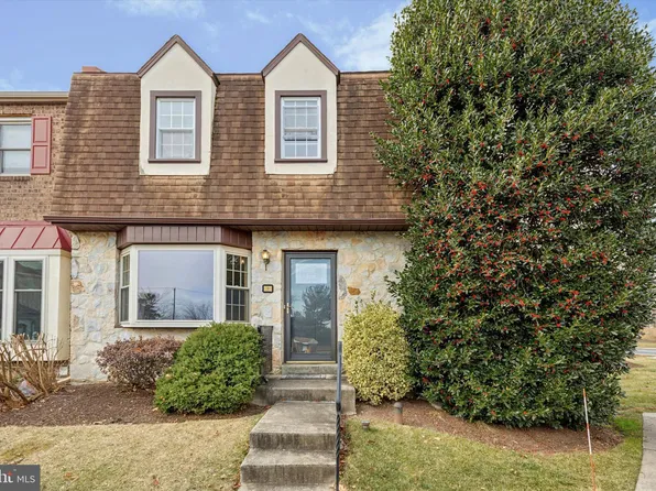 5 Fairfax Vlg, Media, PA 19063