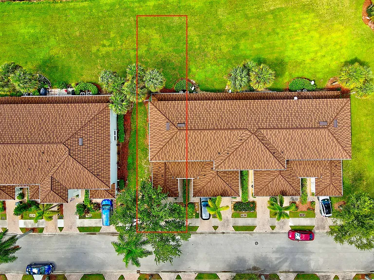 8682 Athena Ct — Photo 31