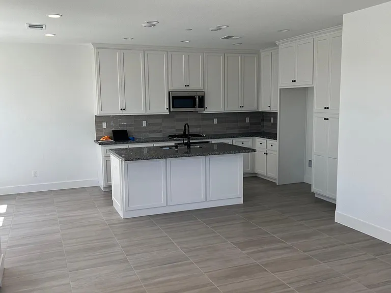 open kitchen LR combo