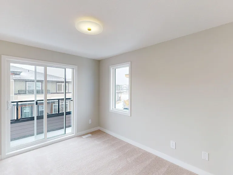 15 19th Ave SW — Photo 12