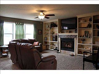 3rd image of 15447 Wildflower Ln