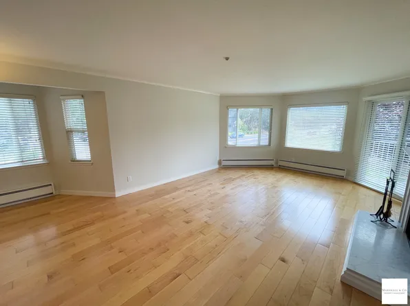 110 Seminary Dr APT 1A, Mill Valley, CA 94941