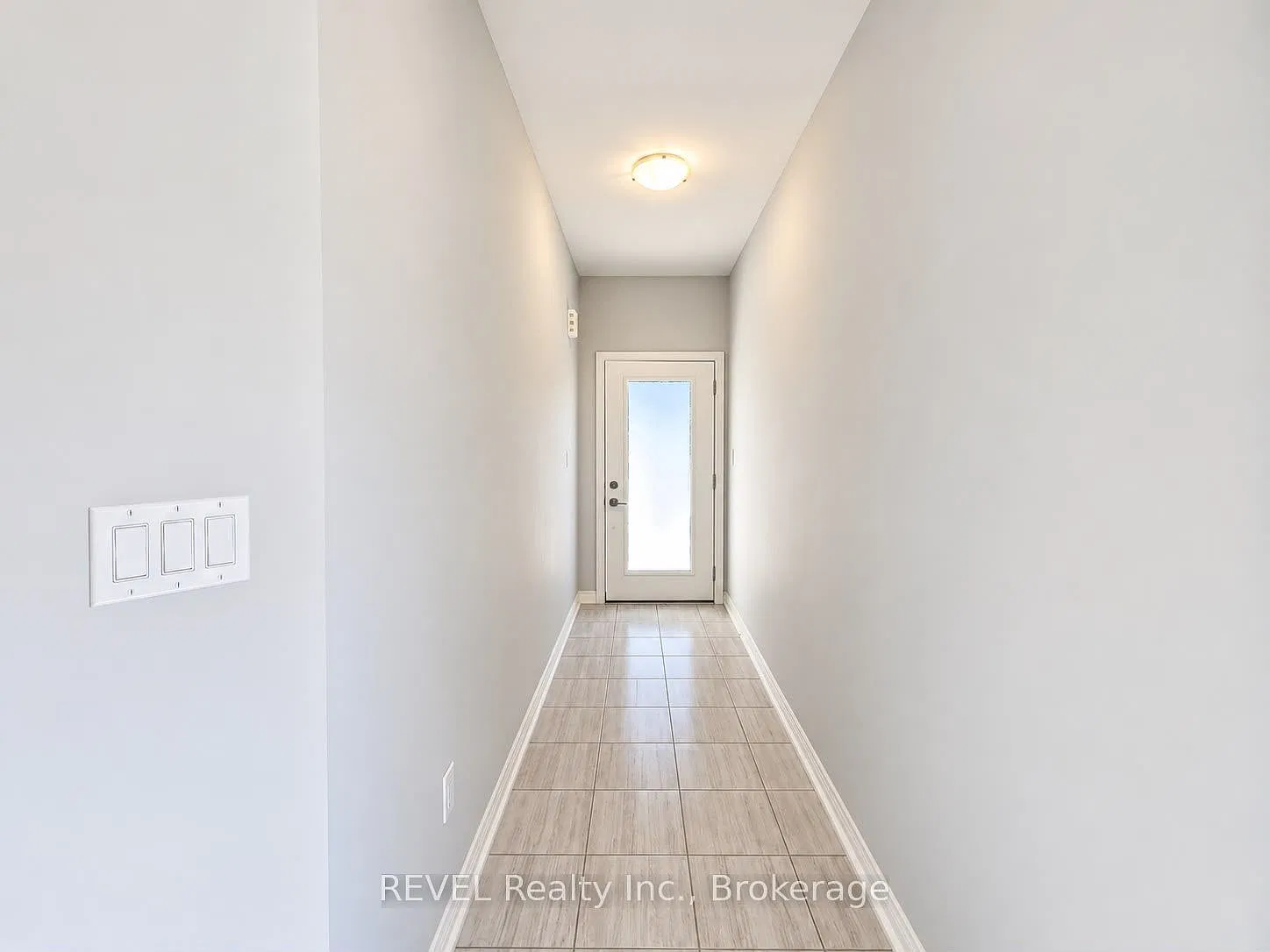 4 bed, $2,499 — Photo 3