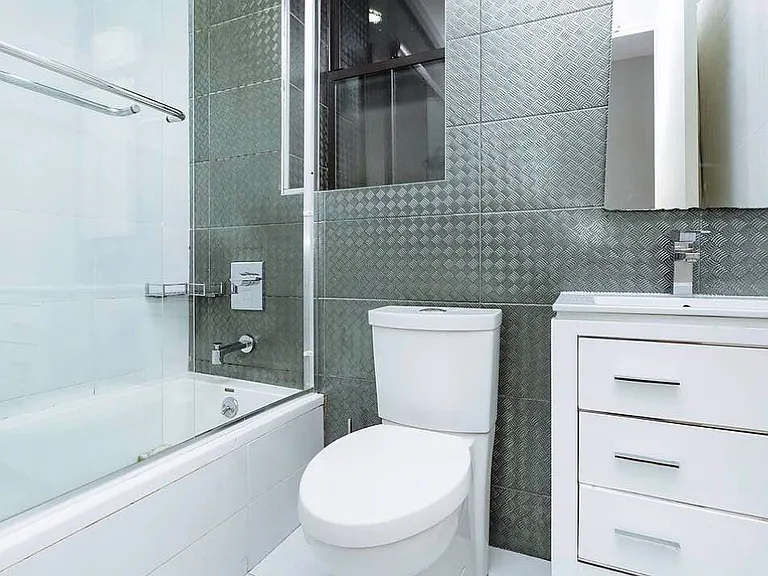 456 Madison St #1L — Photo 14