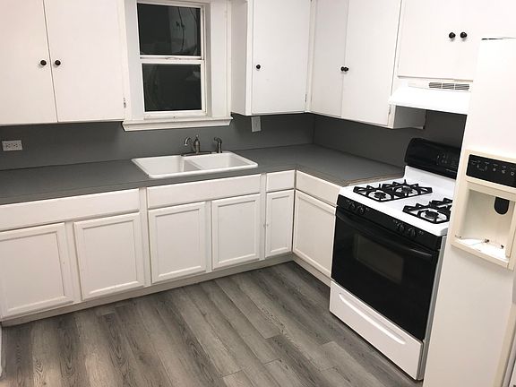 2nd image of 410 N Montgomery St
