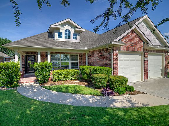 3rd image of 10404 Grayhawk Ln