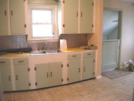 3rd image of 6671 McGuire St
