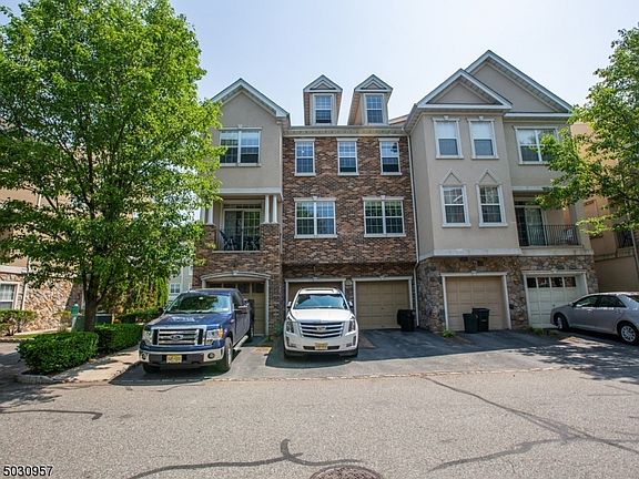 2nd image of 117 Brittany Ct #286
