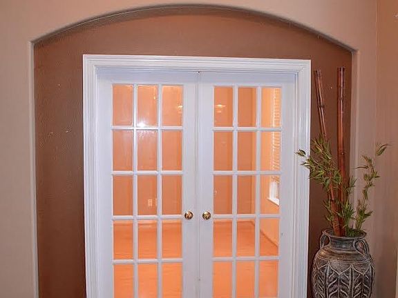 3rd image of 2102 Venezia Dr