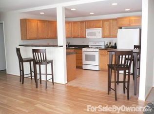 12825 Carriage Ln APT 1D, Crestwood, IL 60445