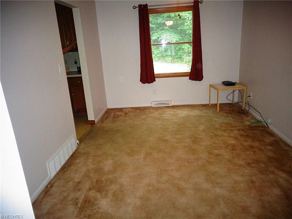 5th image of 3210 Morrow Dr