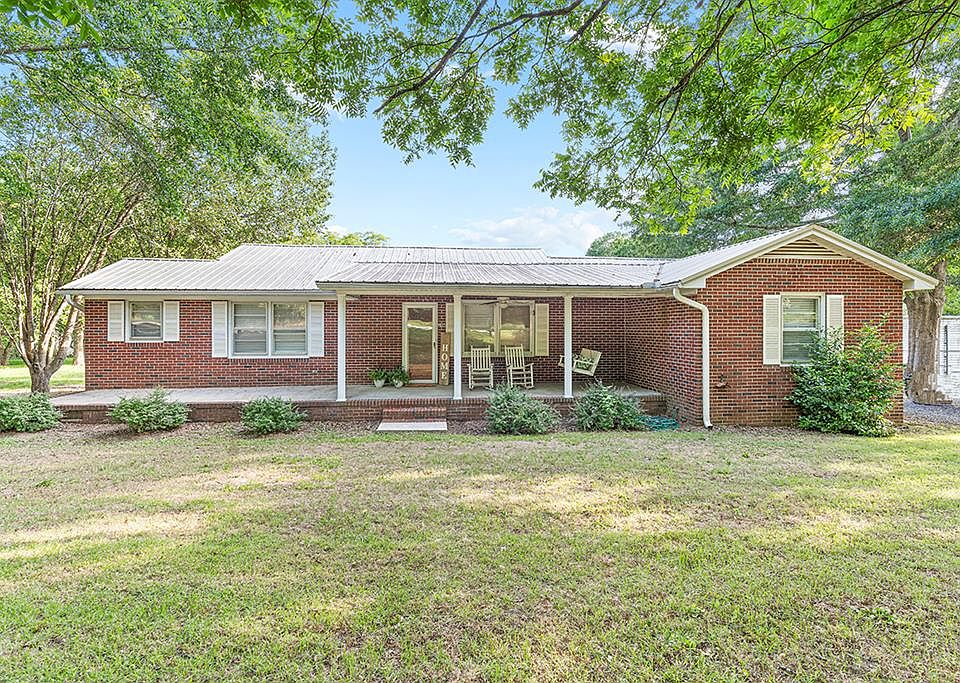 316 S Main St, Donalds, SC 29638 Zillow