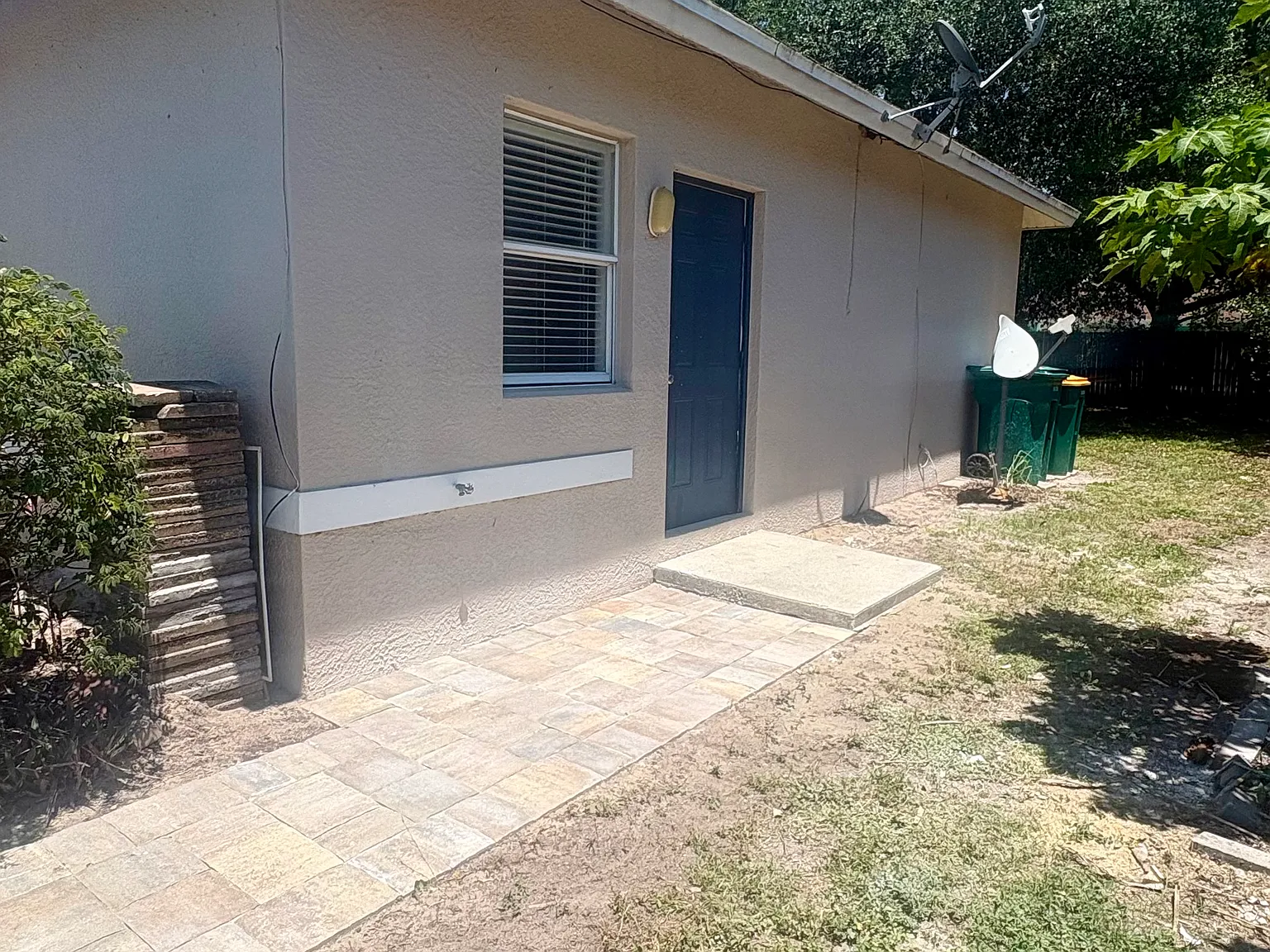 1 bed, 450 sqft, $1,400 — Photo 2