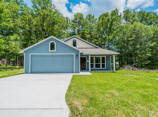 11 Firewood Rd, Huntsville, TX 77340