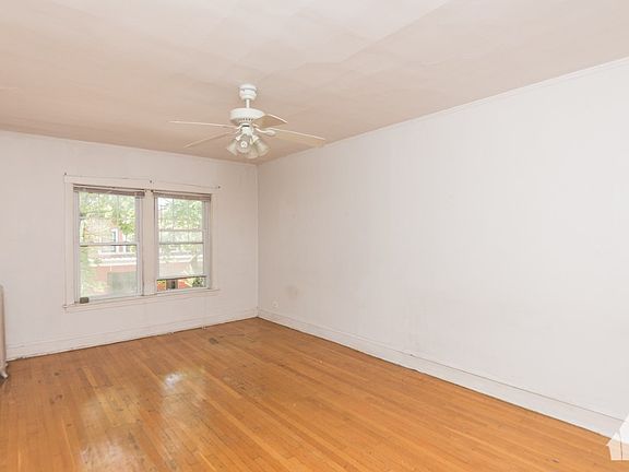 3rd image of 5137 N Wolcott Ave #2
