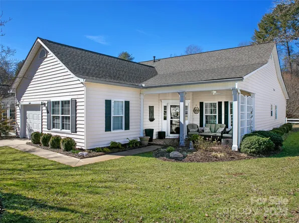 249 Cambridge Dr, Brevard, NC 28712