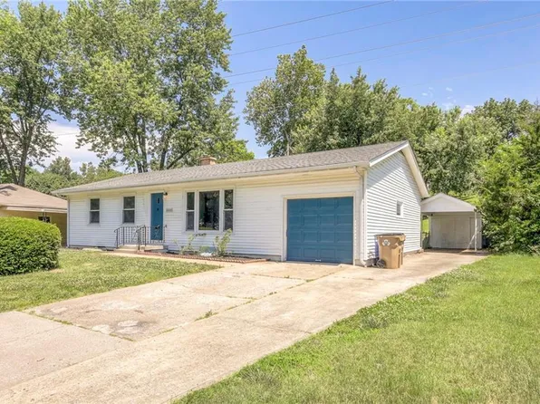 2643 Seminole Dr, Kansas City, MO 64116