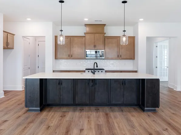 139 Summerwind Dr, Summerville, SC 29486