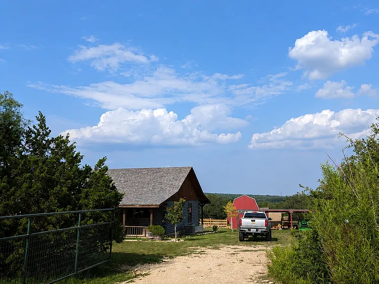 270 Whitetail Dr — Photo 3