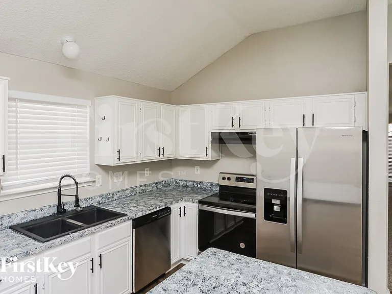 2505 Hidden Springs Dr — Photo 5
