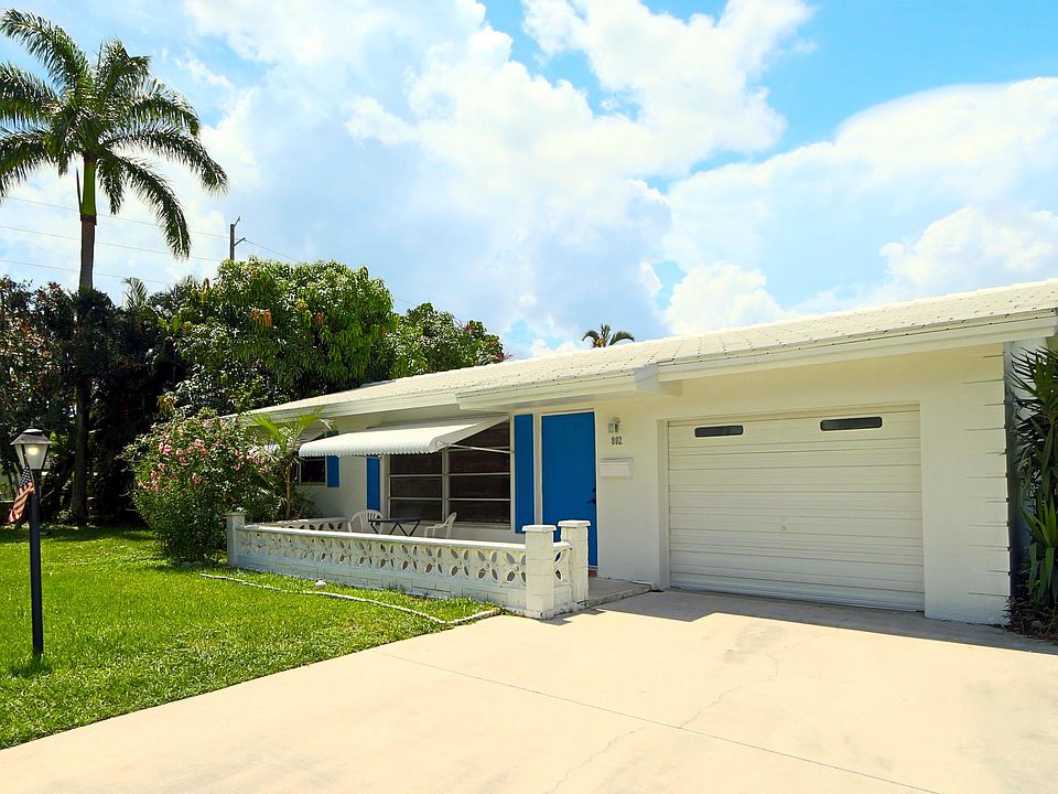 1st image of 802 Ocean Dr