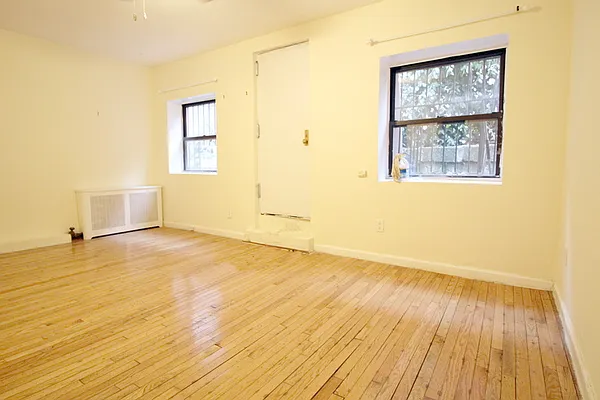 Rented by Elite NY Holdings | media 8