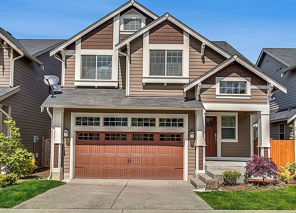 1st image of 9225 1st Pl SE
