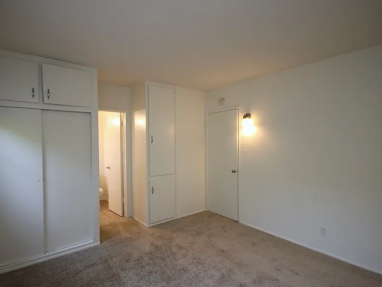 56 N Eloise Ave #2 — Photo 15