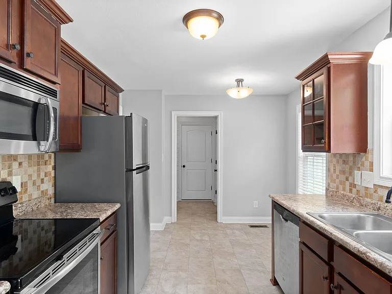 3459 Bradfield Dr — Photo 12