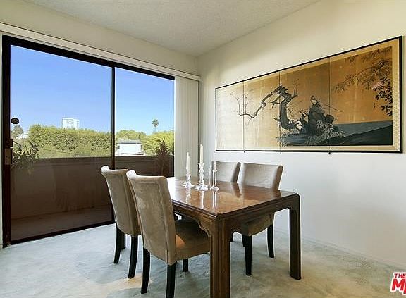 3rd image of 2324 S Beverly Glen Blvd Unit 208