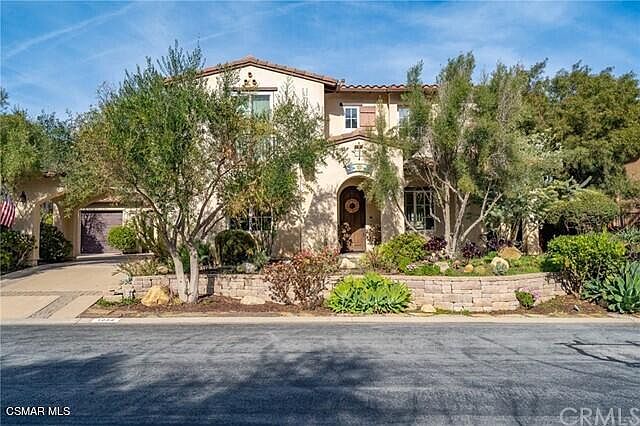 1st image of 1054 Isabella Way