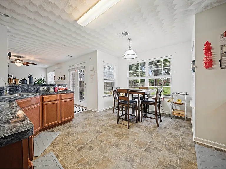 722 Dune St — Photo 10