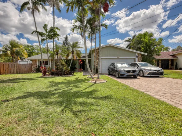 6208 NW 6th Street NW, Margate, FL 33063