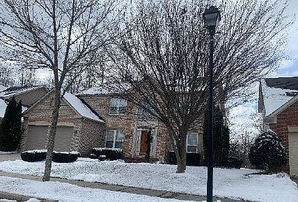 3rd image of 15621 Copper Beech Dr