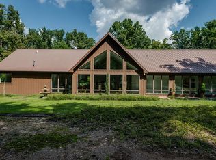 451 Caney Creek Dr, Crossville, TN 38571