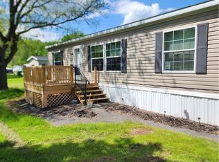 2202 Cotswold Ct, Liverpool, NY 13090