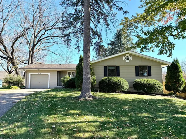 1211 Archibald Ct, Northfield, MN 55057