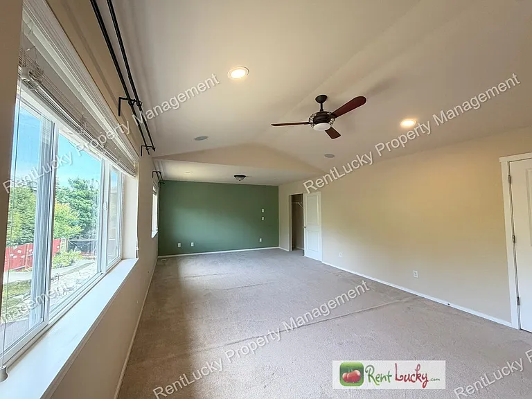3619 222nd Pl SE — Photo 31