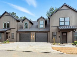 5285 Saint Joe Rd, Fort Wayne, IN 46835