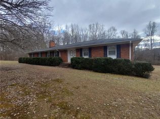 228 E Sheraton Park Rd, Greensboro, NC 27406