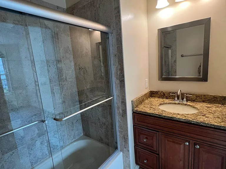 8578 Harvest View Ct — Photo 9