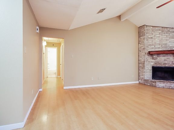 3rd image of 16530 Quail Park Dr