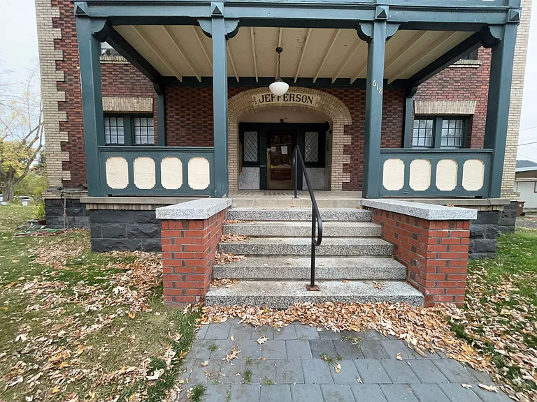 Jefferson Apartments — Photo 6
